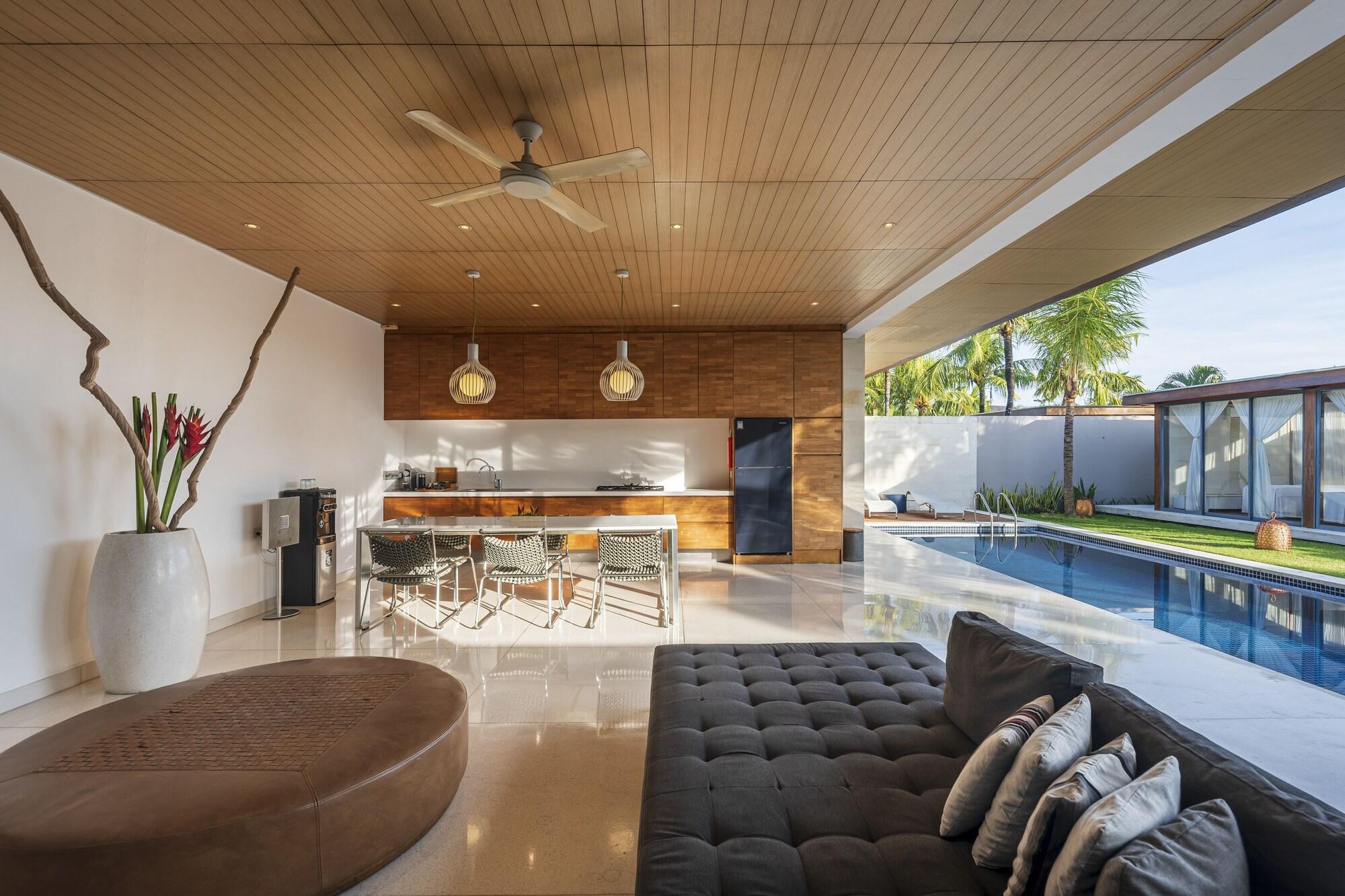 One Eleven Villa Seminyak Exteriör bild